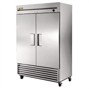 True Upright 2 Door Freezer 1388 Ltr