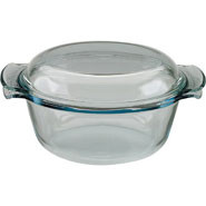 Pyrex Round Casserole, 2.5 litre capacity.