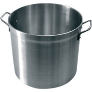 Deep Boiling Pot, 11.4 litre. 25.4cm diameter x 23.1cm depth. Aluminium body and base. Lids sold