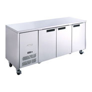 Williams Counter Freezer, 3 door. Capacity 595 litre.